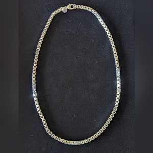 Tiffany & Co 925 Sterling Silver Venetian Link 18" Necklace